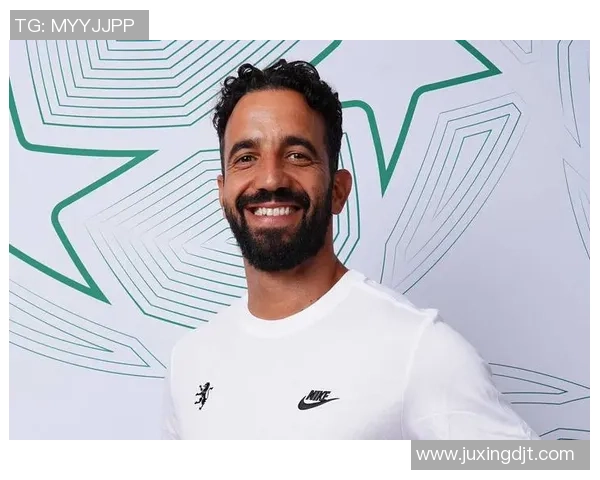 曼联标志性头像背后的足球明星是谁揭秘和故事分享